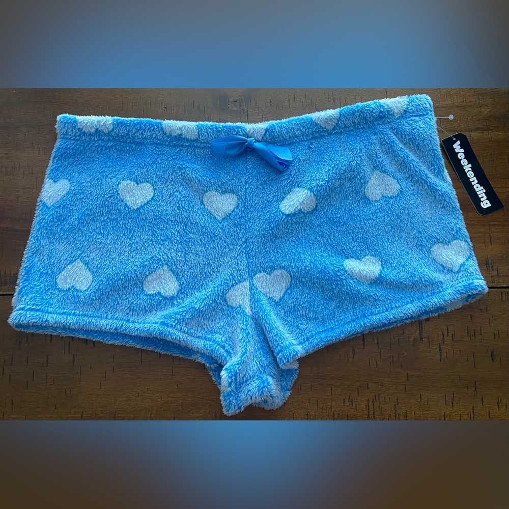 •NEW•Weekending Fuzzy Heart Lounge Shorts with Bow- 3X